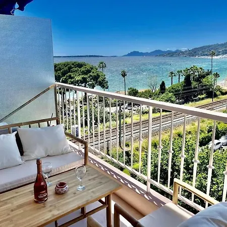 Luxury Sea View *
