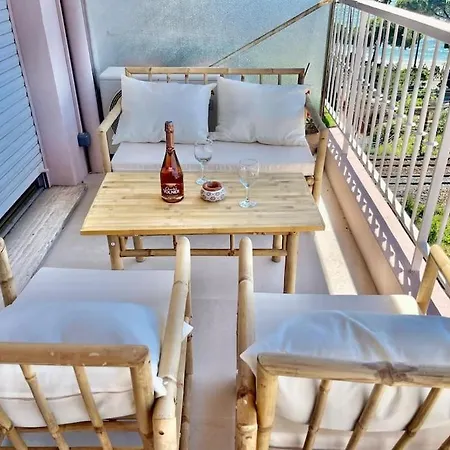 Appartement Luxury Sea View Yourhosthelper *