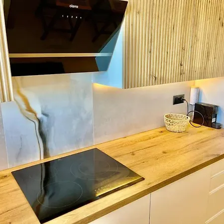 Luxury Sea View Yourhosthelper Daire