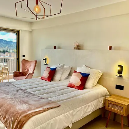 Luxury Sea View أنتيب