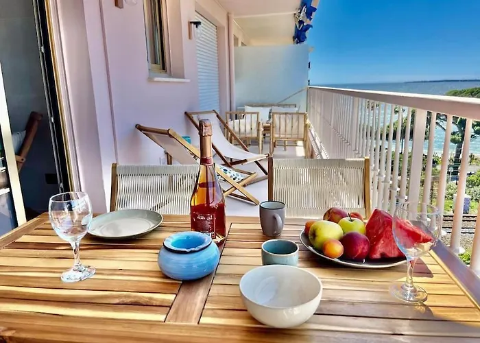 Luxury Sea View Апартаменты Антиб