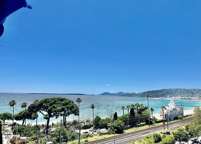 Апартаменты Luxury Sea View Антиб