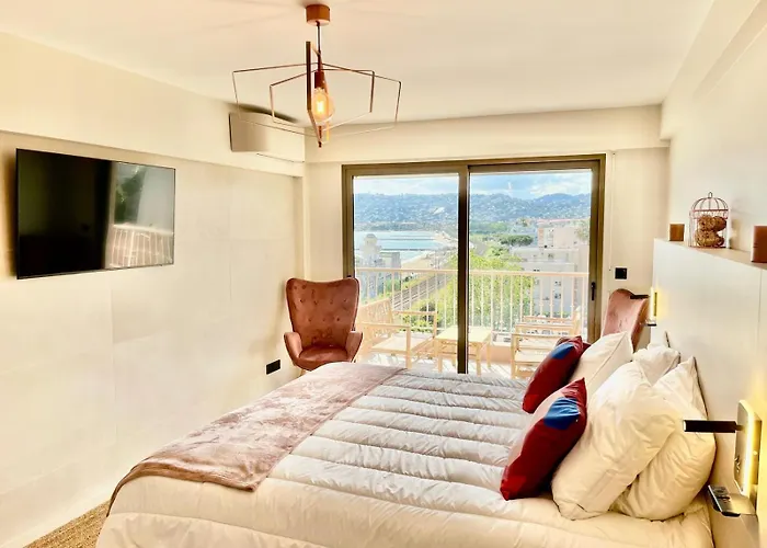 Luxury Sea View Апартаменты *